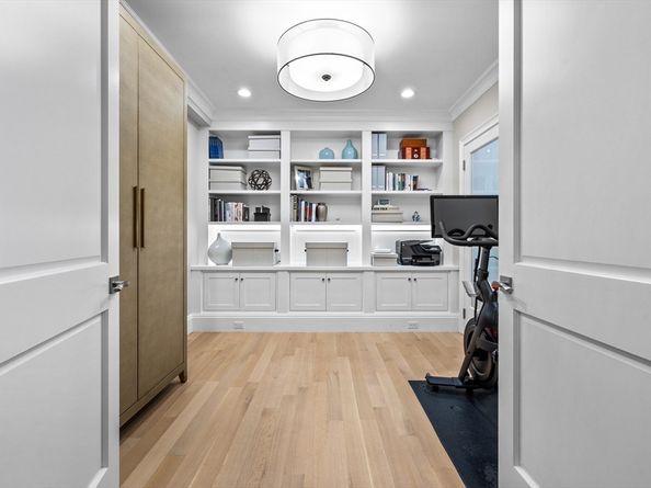 131 Saint Botolph St 1, Boston MA 02115