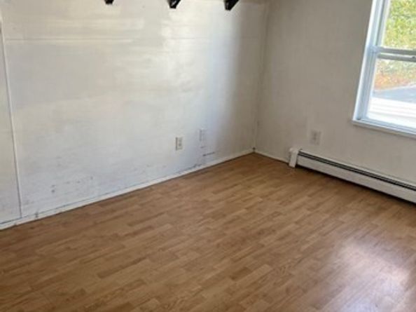 9-11 Wade Ave, Woburn MA 01801