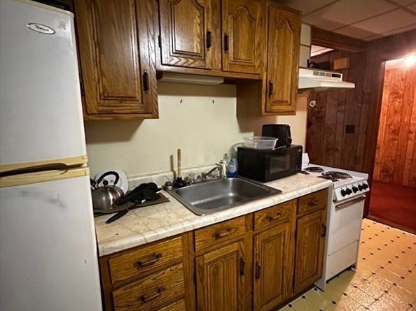 9-11 Wade Ave, Woburn MA 01801