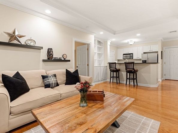 180 Chickering Road 310C, North Andover MA 01845