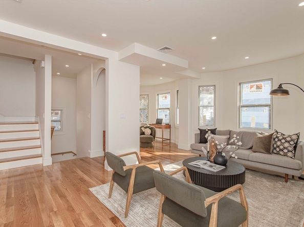 123 Mt Vernon Street 2, Newton MA 02465