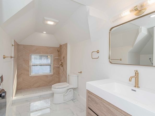 123 Mt Vernon Street 2, Newton MA 02465