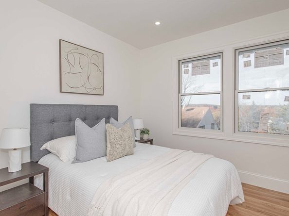 123 Mt Vernon Street 2, Newton MA 02465