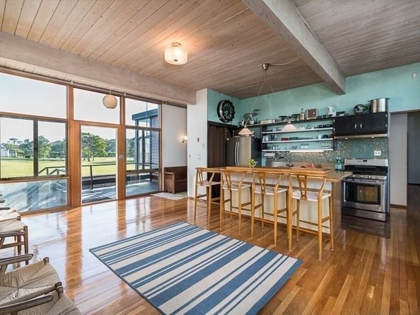 68 Paine Ave, Beverly MA 01915