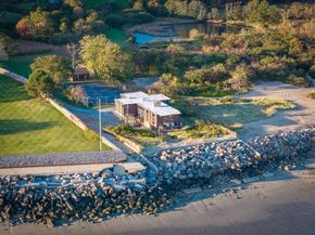 68 Paine Ave, Beverly MA 01915