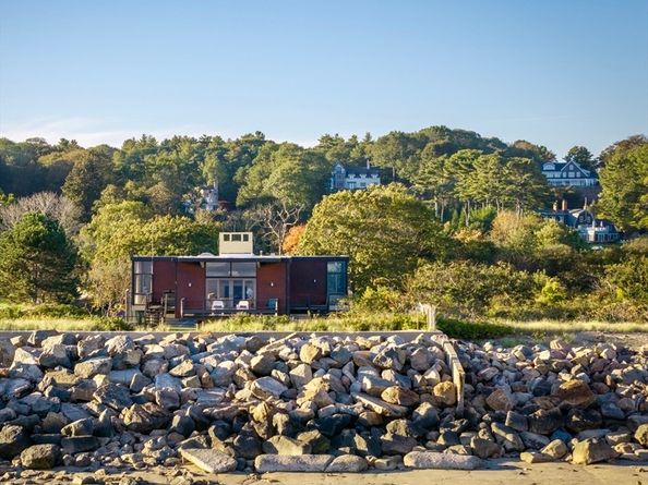 68 Paine Ave, Beverly MA 01915