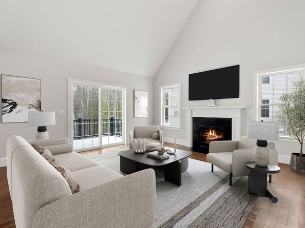 4 Alder Point 4, Westford MA 01886