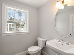 4 Alder Point 4, Westford MA 01886