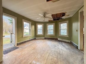 53 Miller St, Middleboro MA 02346