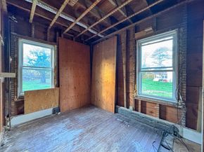 53 Miller St, Middleboro MA 02346