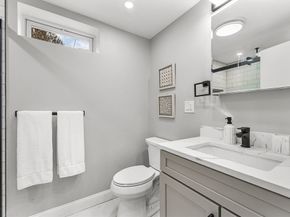 10 Van Brunt St, Boston MA 02136