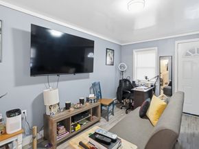 13-15 Sterling St, Worcester MA 01610