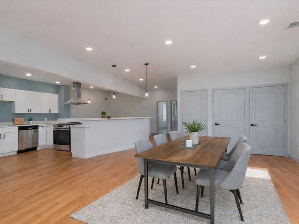 115-117 Mechanic 4, Clinton MA 01510