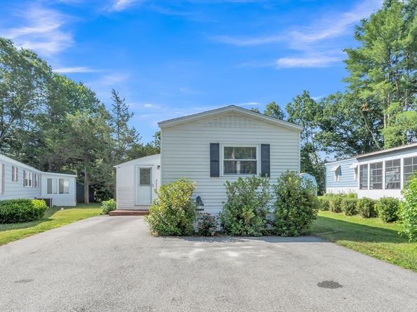 43 Park Ave, Sturbridge MA 01566