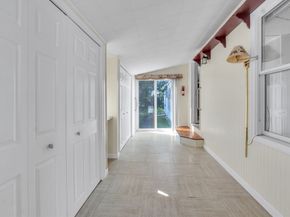 43 Park Ave, Sturbridge MA 01566