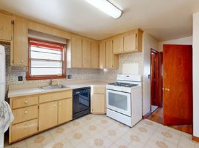 61 Fawndale Rd, Boston MA 02131