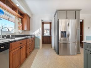 143 Summer St, Fitchburg MA 01420