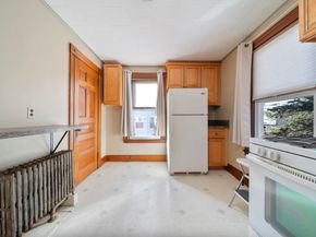 143 Summer St, Fitchburg MA 01420