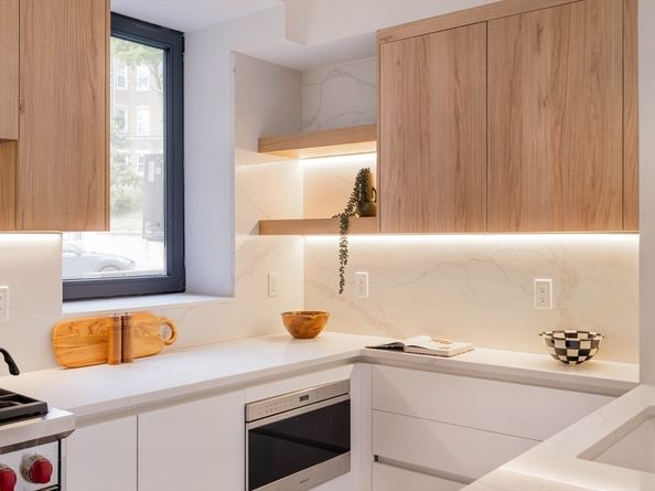 1618 Beacon 1, Brookline MA 02446