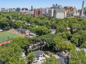 216 Aspinwall Ave, 3, Brookline MA 02446