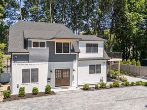 216 Aspinwall Ave, 3, Brookline MA 02446