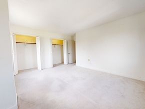 164 Galen St 65, Watertown MA 02472