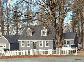 13 Ridge Rd, Southbridge MA 01550