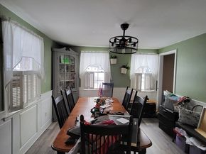 13 Ridge Rd, Southbridge MA 01550