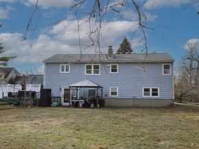 50 Cross St, Lakeville MA 02347