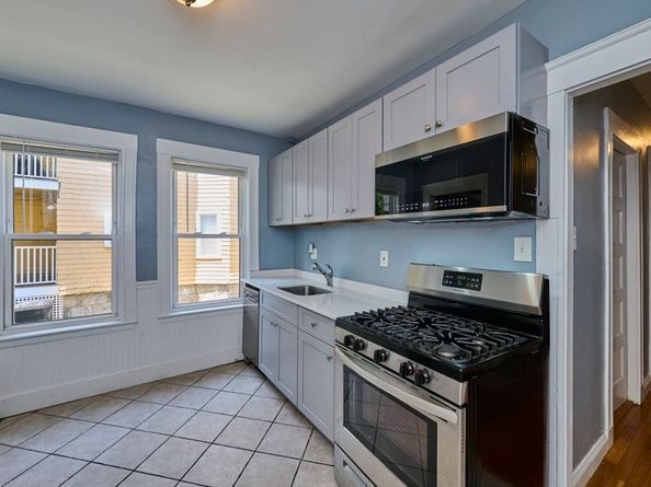 41 King St 1, Boston MA 02122