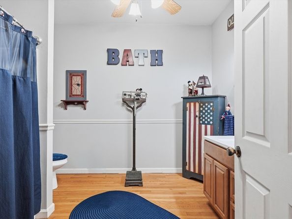 293 Pine St, Gardner MA 01440