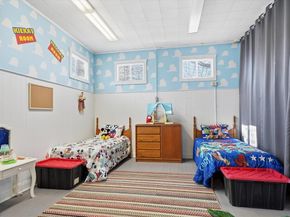 293 Pine St, Gardner MA 01440