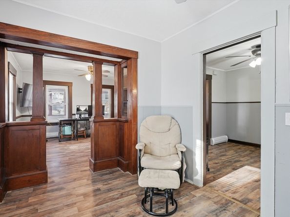 293 Pine St, Gardner MA 01440