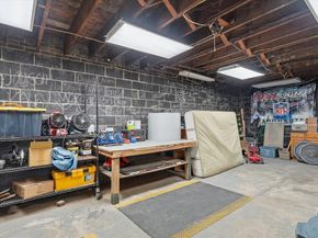 293 Pine St, Gardner MA 01440