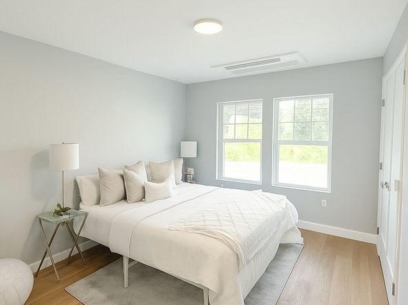 98 Prescott St 1C, Boston MA 02128