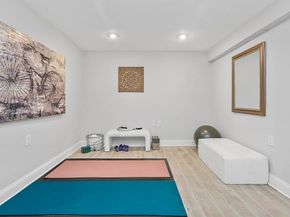 200-202 Elliot St 1, Newton MA 02464