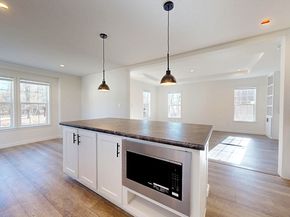 12 Finny's Way, Brockton MA 02301