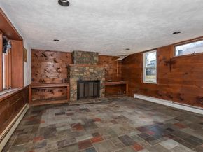 271 Washington St, Canton MA 02021