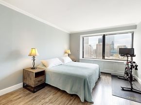 65 E India Row 24H, Boston MA 02110