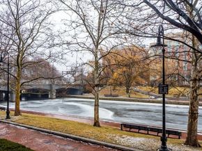 6 Canal Park 105, Cambridge MA 02141