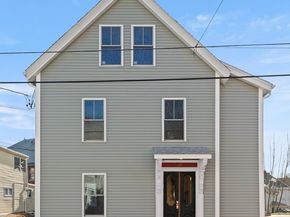 20 Beacon St 1, Gloucester MA 01930