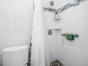 1202 Greendale Ave 133, Needham MA 02492