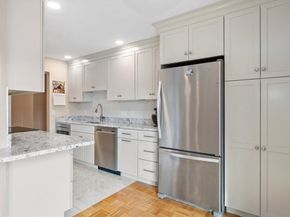 1202 Greendale Ave 133, Needham MA 02492