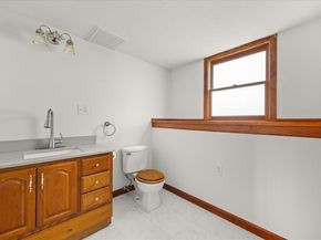 37 Annawon Dr, Halifax MA 02338