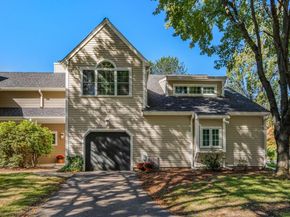 160 Pine Street 12, Newton MA 02466