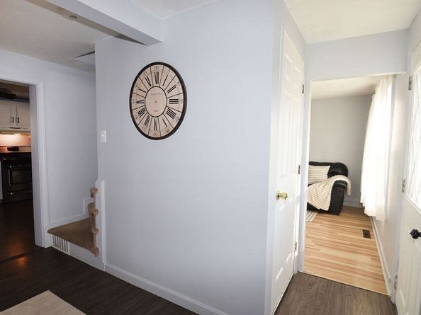 25 Hillside Ave, Middleboro MA 02346