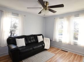 25 Hillside Ave, Middleboro MA 02346