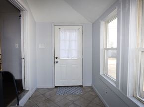 25 Hillside Ave, Middleboro MA 02346