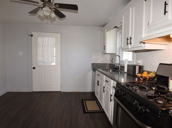 25 Hillside Ave, Middleboro MA 02346