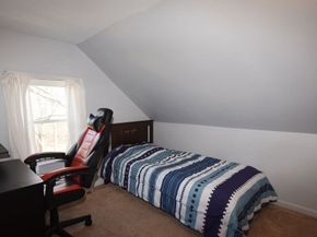 25 Hillside Ave, Middleboro MA 02346